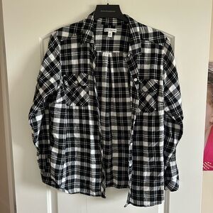 Croft & Barrow Monochrome Plaid Shirt